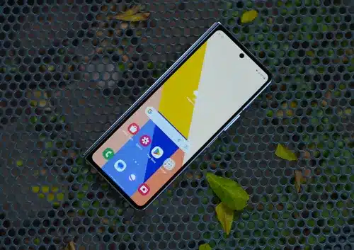 Samsung Z Fold 5 unfold display