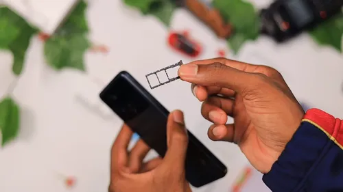 itel P40 (4GB/128GB) Sim Tray