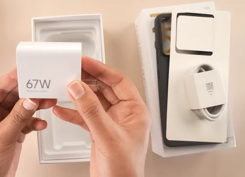 Xiaomi Redmi Note 13 pro Charger