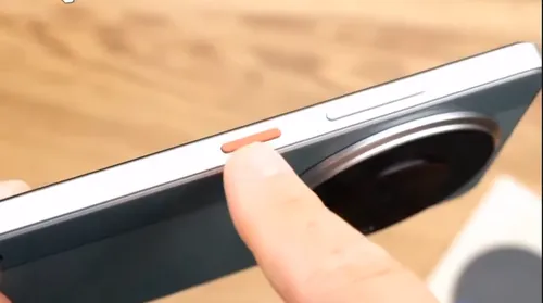 ZTE Nubia Focus side view