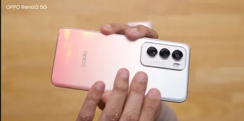 Oppo Reno12 full view Oppo Reno12 full view